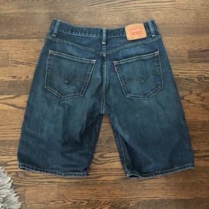 NWOT Men’s Levi shorts